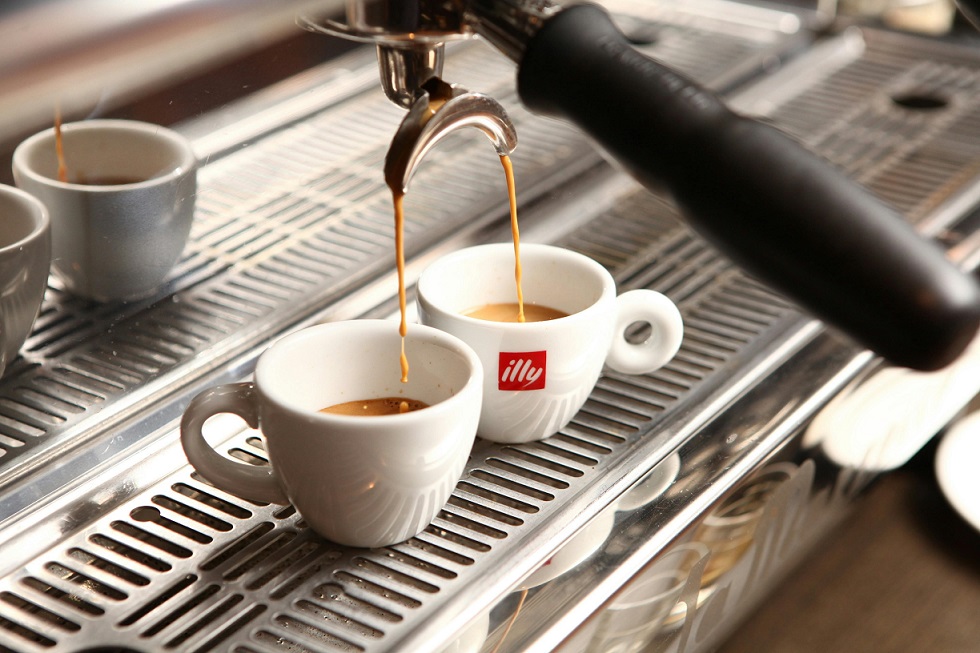 Learn why your espresso may taste bitter and how to fix it. Discover the best grind size, water temperature, and brewing techniques for perfect espresso with tips to avoid bitter coffee and achieve a smooth, balanced shot every time.