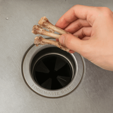 Wondering if you can put chicken bones in the garbage disposal? Learn what’s safe for your garbage disposal unit, what to avoid, and the best ways to prevent clogs and protect your kitchen plumbing system.