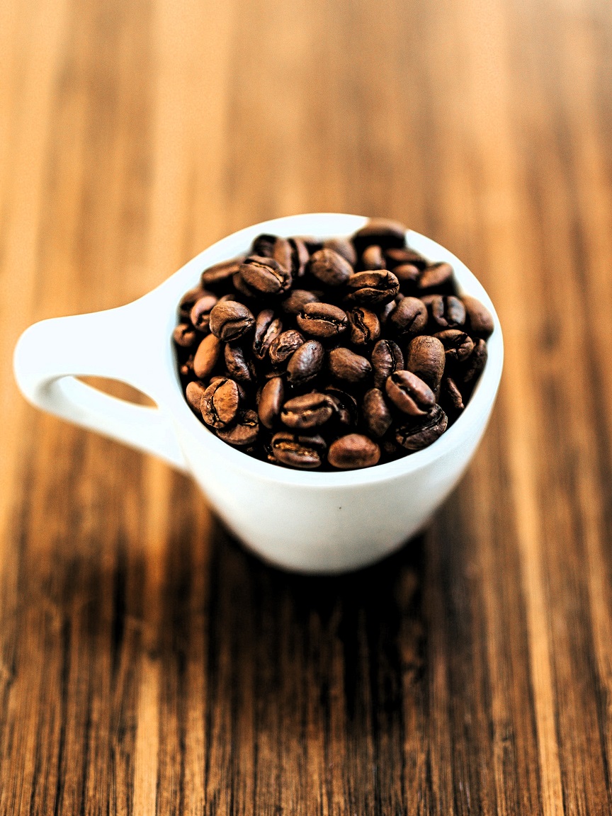 Discover the top 10 recommended half-caff coffees, including organic beans, K-Cups, nd Nespresso pods. Find low caffeine coffee with rich flavor notes, Arabica beans, swiss water process, and brew guides.