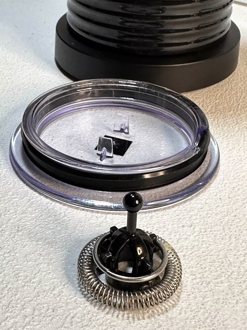 Learn how to use the Nespresso Aeroccino handheld milk frother to make perfect hot or cold foam. Best tips for lattes, plant-based milk, and cleaning.