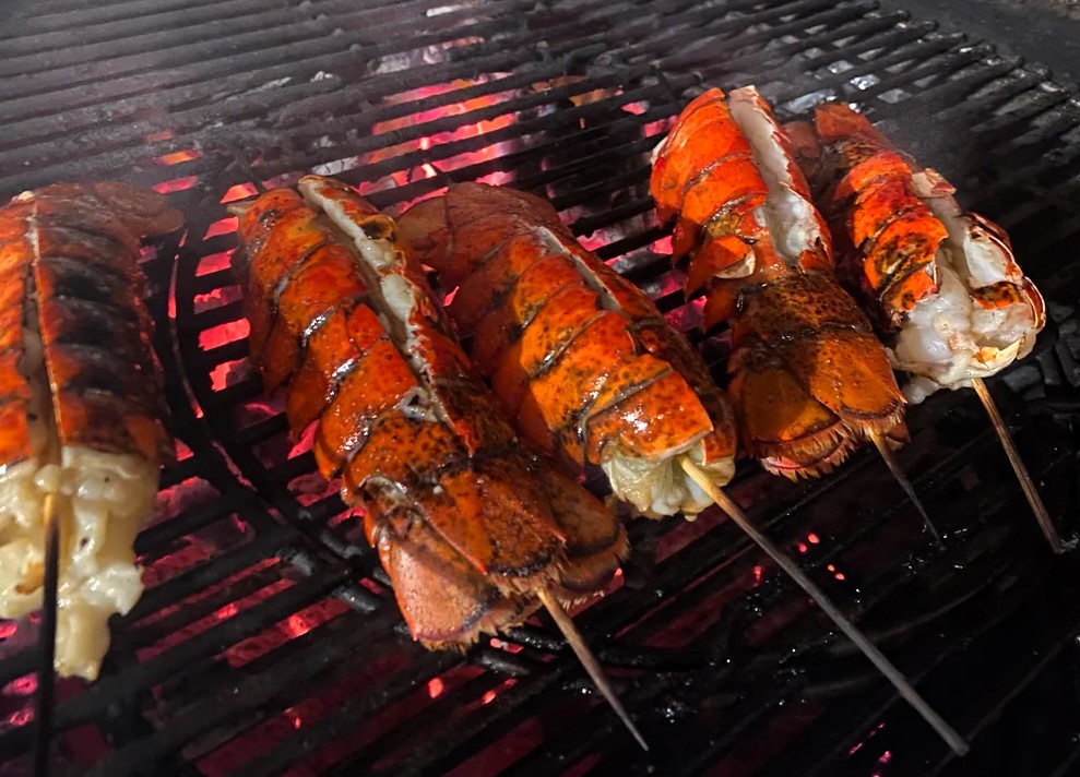 Learn how to cook Costco lobster tails, frozen or fresh, whole lobsters, and more with this beginner-friendly guide. Includes thawing tips, cooking times, and serving ideas!