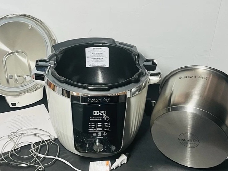 Discover the Instant Pot Smart WiFi 6-Quart Pressure Cooker. Learn how this smart kitchen appliance can save you time with hands-free cooking, Alexa control, and meal prep features. Perfect for busy families!